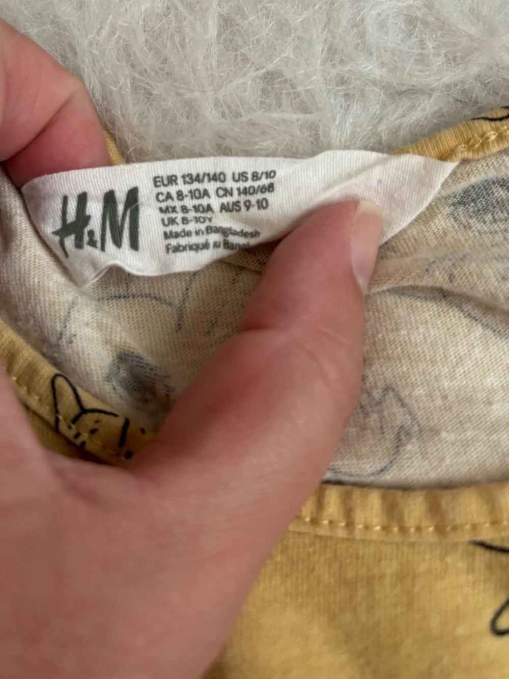 H&M Girls Soft Yellow Sleeveless Bunny Print Dress